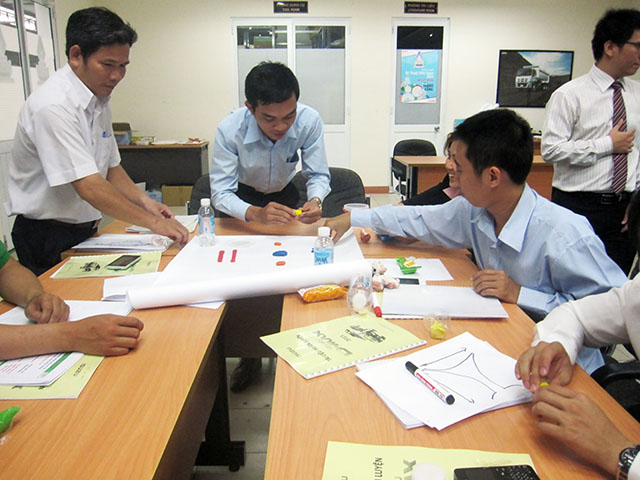 Kỹ năng bán hàng & chăm sóc Khách Hàng chuyên nghiệp - ISUZU (23 & 24.09.2014)